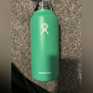 black stanley water bottle Stanley Classic Legendary Bottle 1.5QT